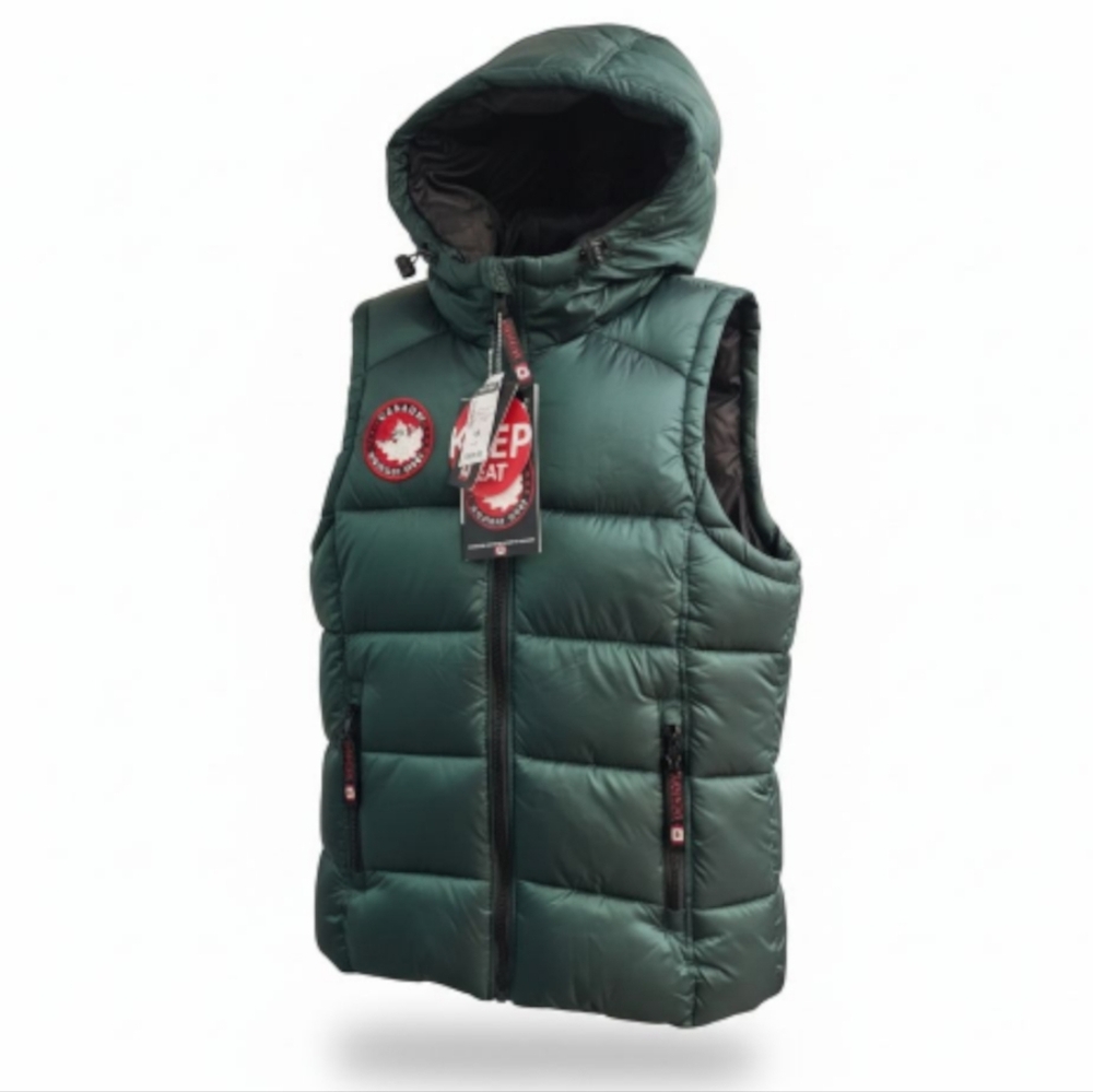 NWT Canada weather gear Women's Green Puffer Vest Medium